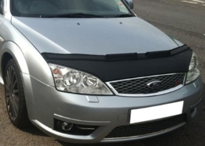 Foto van Motorkapsteenslaghoes ford mondeo 2001-2003 zwart ford mondeo iii (b5y) via winparts