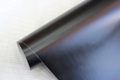 Foto van Car wrapping folie 152x200cm mat zwart, zelfklevend universeel via winparts