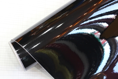 Foto van Car wrapping folie 152x200cm glanzend zwart, zelfklevend universeel via winparts